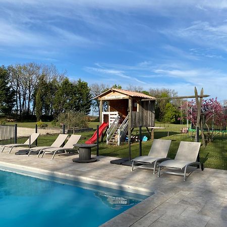 Hotel Coulonges Savignac-sur-Leyze Exterior foto